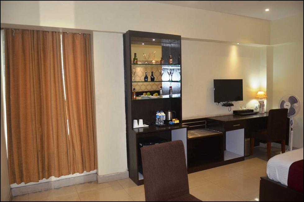 Hotel Pritika Durgāpur Buitenkant foto