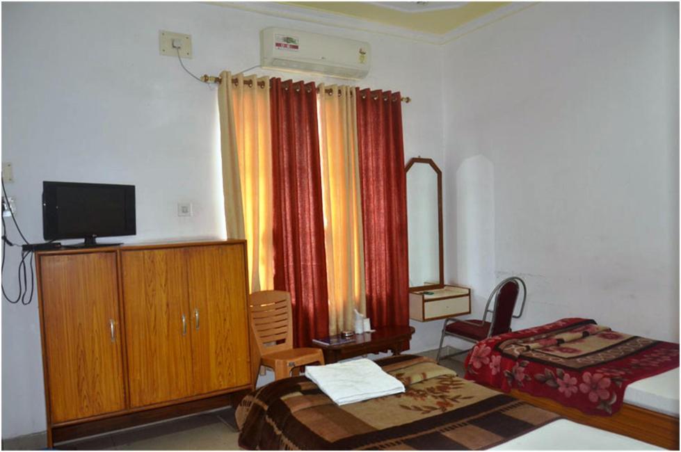 Hotel Pritika Durgāpur Buitenkant foto